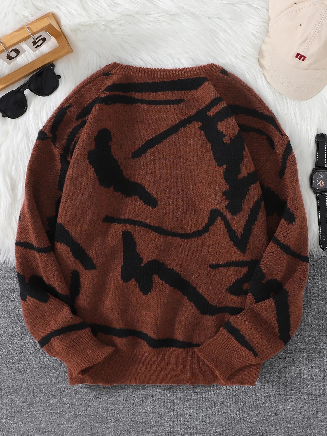 Nouveau populaire printemps automne Graffiti Jacquard motif pull pull décontracté col rond contraste couleur tricoté hommes pull