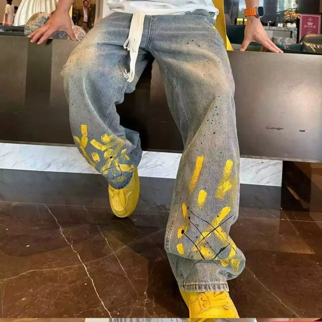 Jean délavé pour hommes, imprimé jet d'encre peint à la main, à la mode et polyvalent, vieux pantalon droit décontracté, nouvelle collection automne et hiver